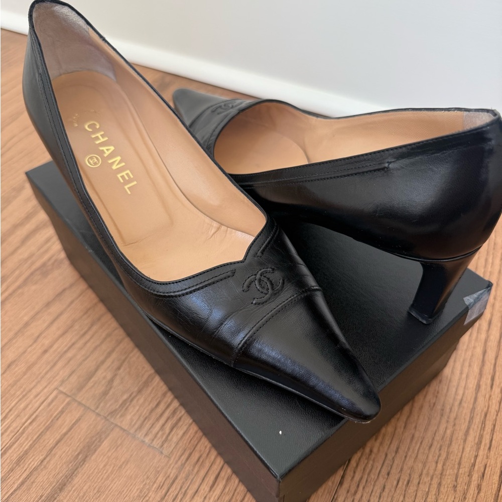 Vintage CHANEL Black Leather Heels